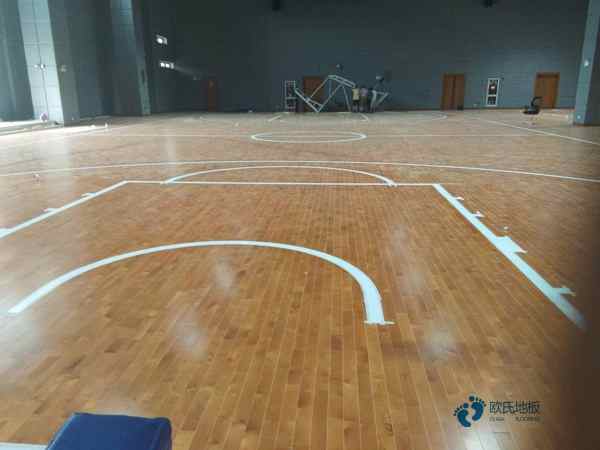 高品质篮球体育地板大概多少钱