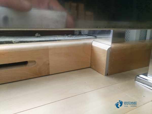 国产运动场木地板施工工艺2